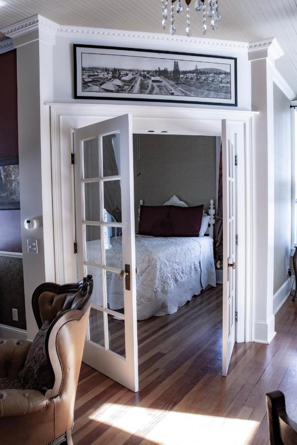 Mccloud River Bed And Breakfast 외부 사진
